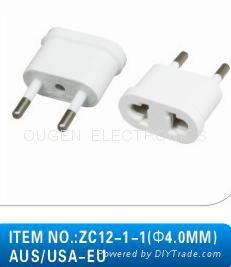 ZC12 TRAVEL ADAPTOR 4