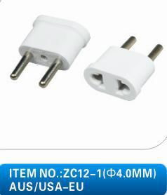 ZC12 TRAVEL ADAPTOR 3