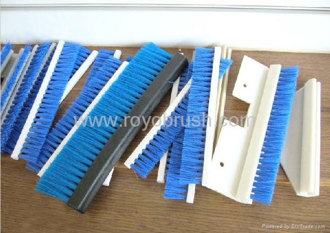 Strip Brush for Door Seal and Dust Cleaning   