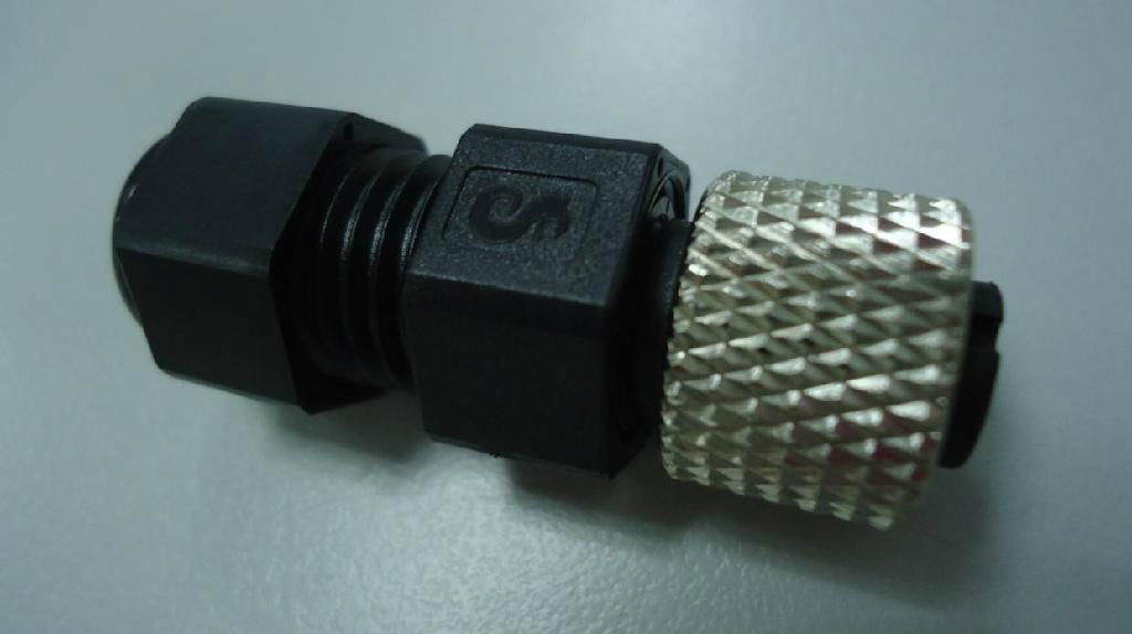 Waterproof M12 assembly connector female