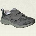 diabetic athletic shoes with extra wideth and deepth