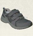 diabetic athletic shoes with extra wideth and deepth