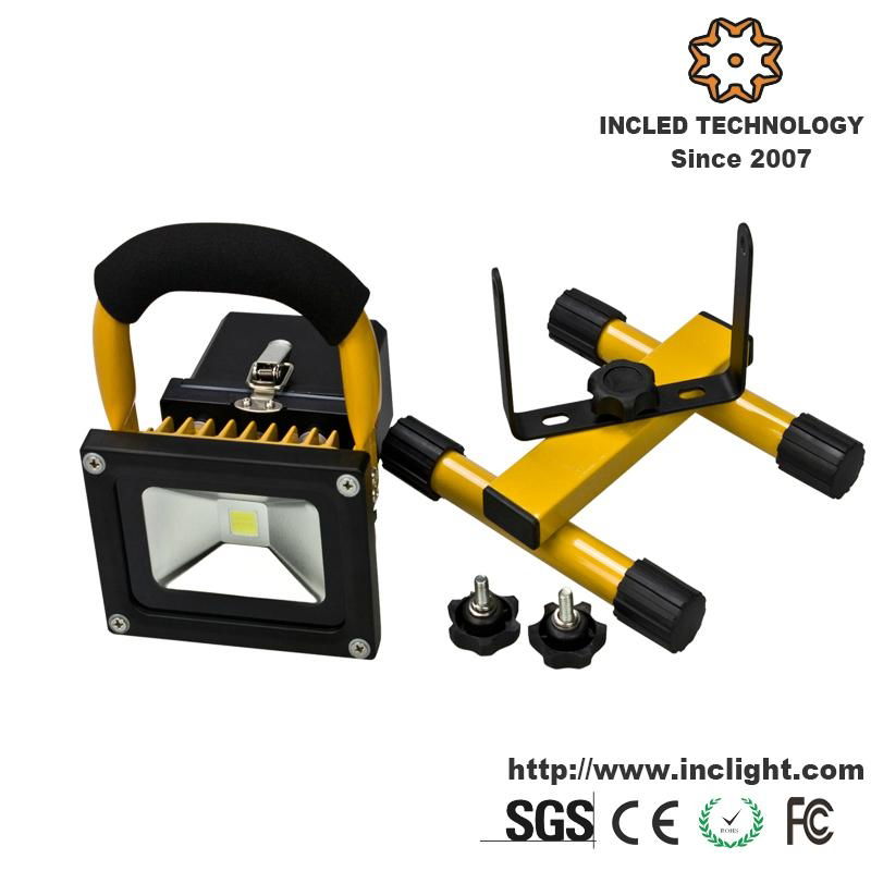 5W 8hrs Portable Rechargeable LED work Flood Light 4