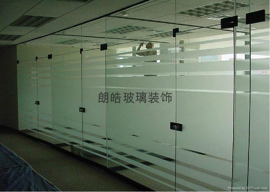 广州定做磨砂玻璃隔断安装 4
