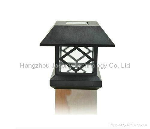 solar post cap light 2