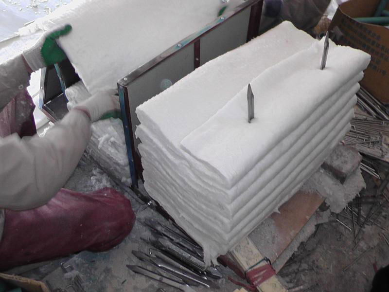 台车电阻炉用锆铝型陶瓷纤维模块 2