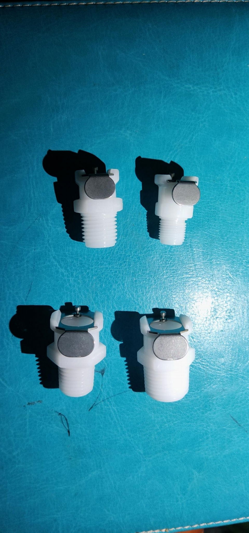 PLCD1006Plastic Connectors, Couplings and Fittings 2