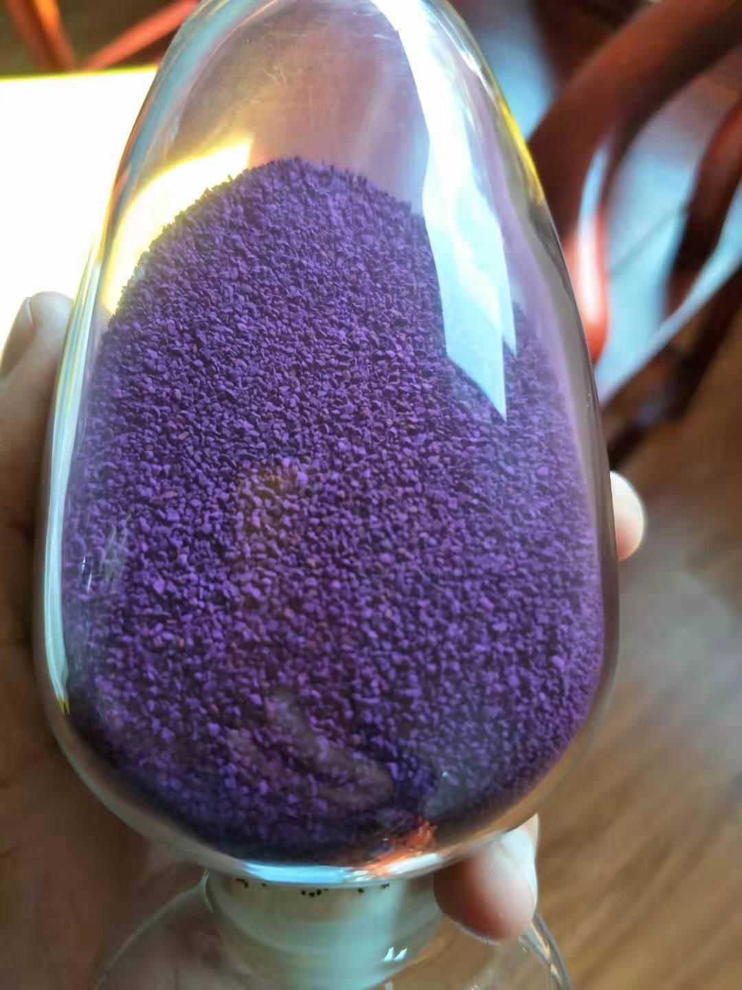 Eight content active potassium permanganate balls 4