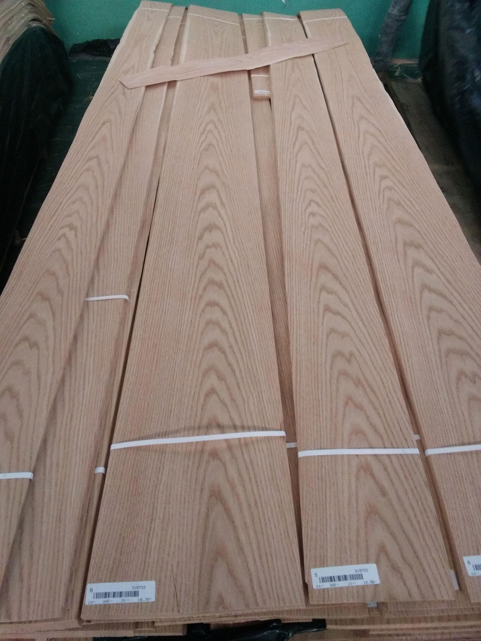 American Red Oak Natural Wood Veneer Red Oak Veneer Sliced Veneer 4