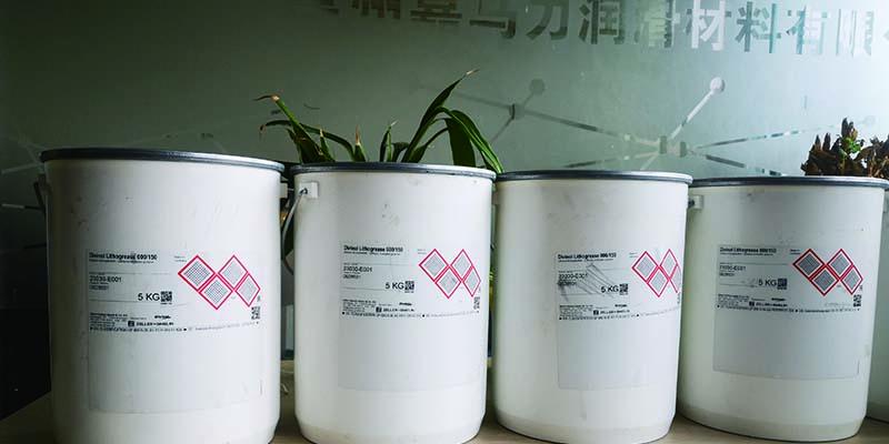 德國迪威諾DIVINOL LITHOGREASE 000-150稀油脂 3