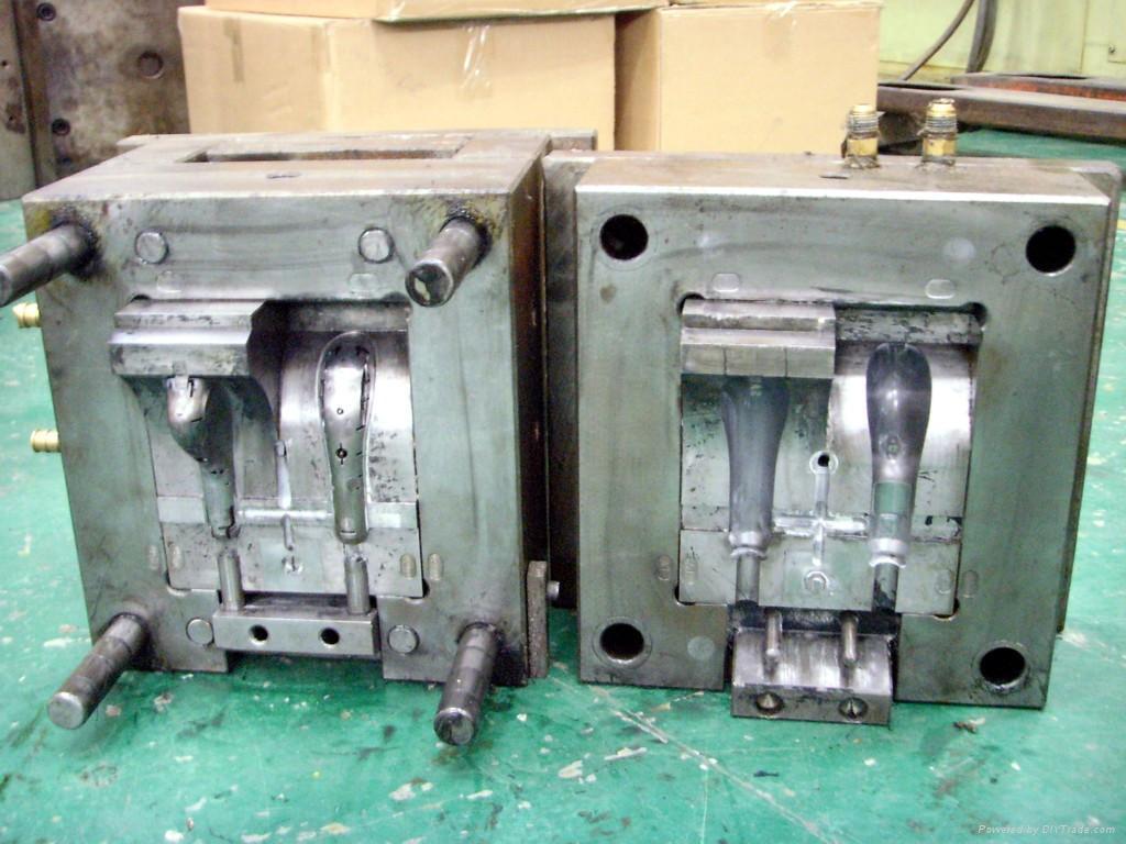 專業製作與設計塑膠模具