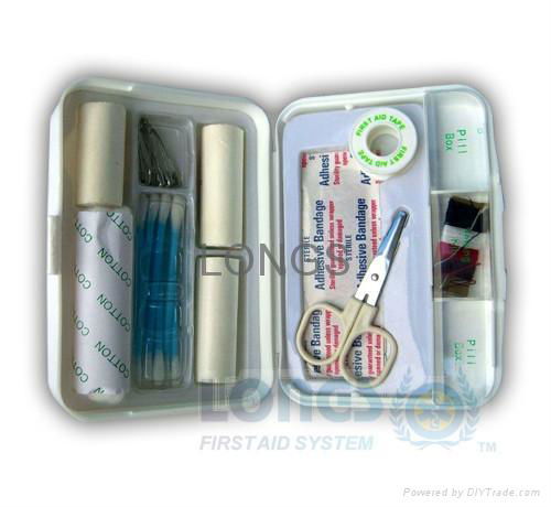 Mini plastic first aid kit 1