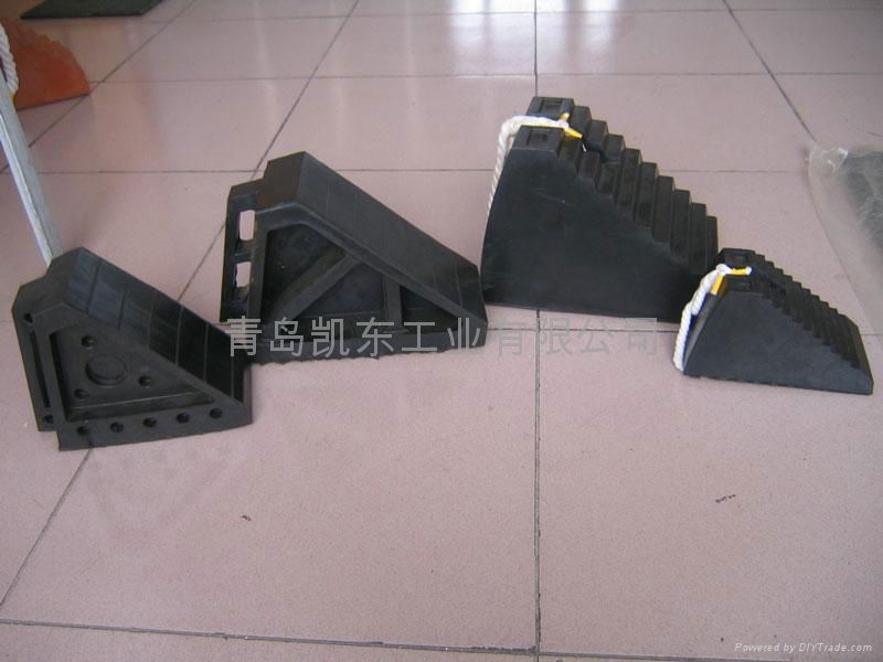 rubber wheel chocks 5