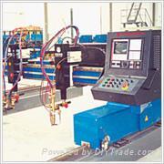 high-efficiency auto-assembling machine