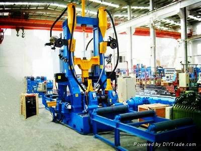 steel H beam integrated machine of assemly, welding and straightening 4