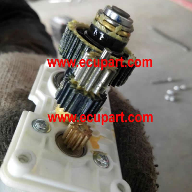 HYUNDAI Santa Fe IX35 IX45 Sorento parking brake assembly-electronic motor gear  4