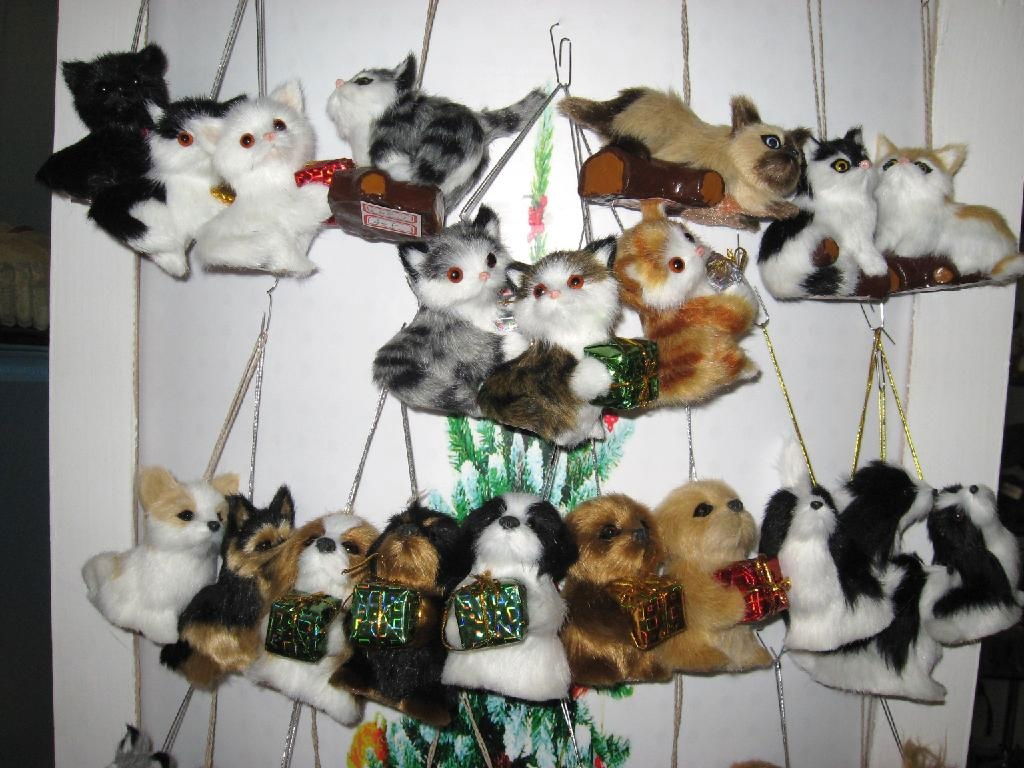 Hanging gift animal for Christmas Tree