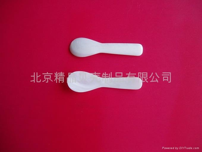 Factort Supply various size and shapes caviar spoon . 100pcs min.