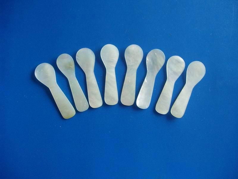 Factort Supply various size and shapes caviar spoon . 100pcs min. 3