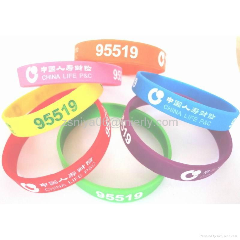 silicone bracelet