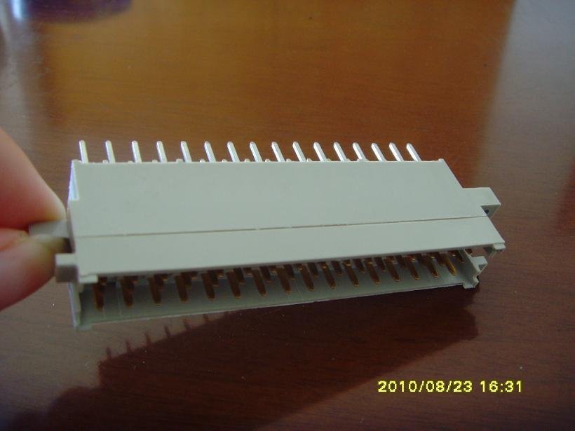 F48-FWL矩形电连接器