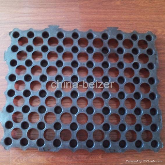 turf stabilizer grid 3