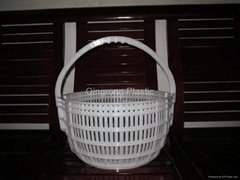Plastic washing basket