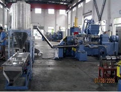 Low smoke zero halogen cable material granulator