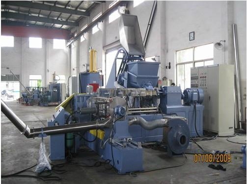 Cable material granulator 4