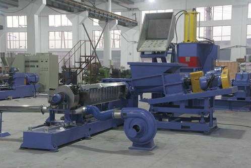 Mixer cone double granulator 3