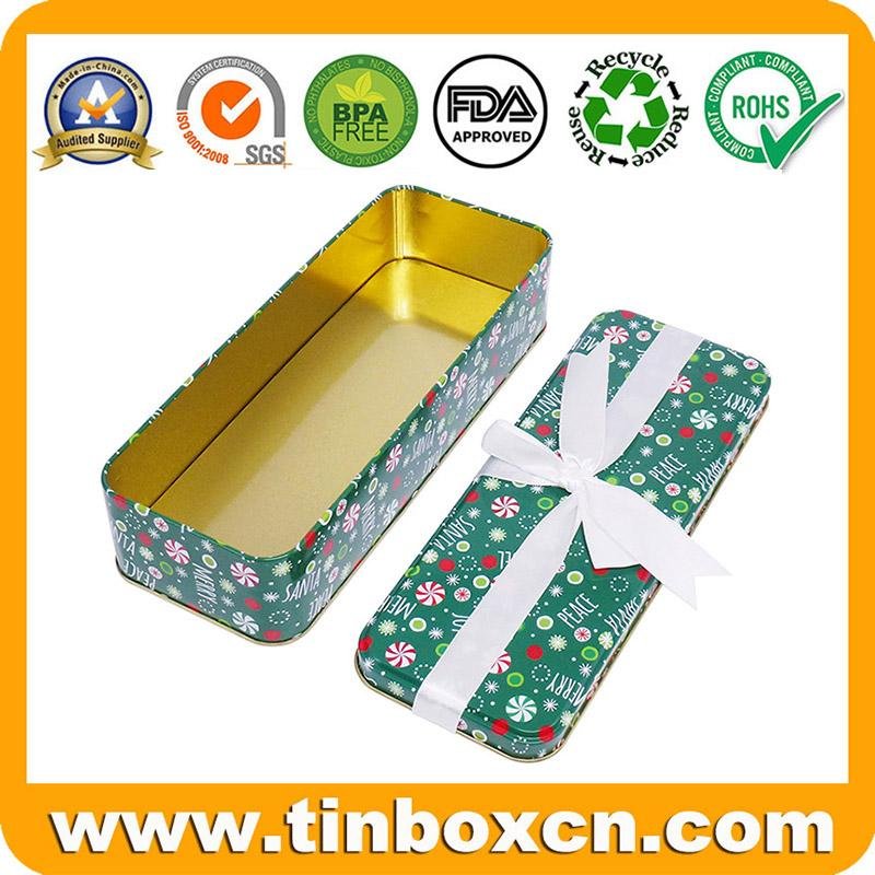Xmas gift tin with open lid