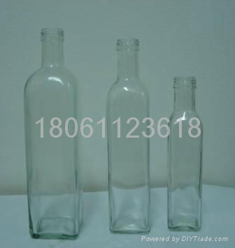 Olive oil bottles 4