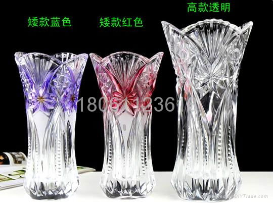 Glass vase 3