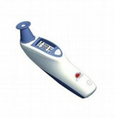 Infrared ear thermometer