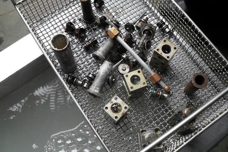 PLC程序控制六槽式超声波清洗机 2
