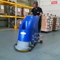 Hard Floor Scrubber ( Battery and Wire Model ) 4