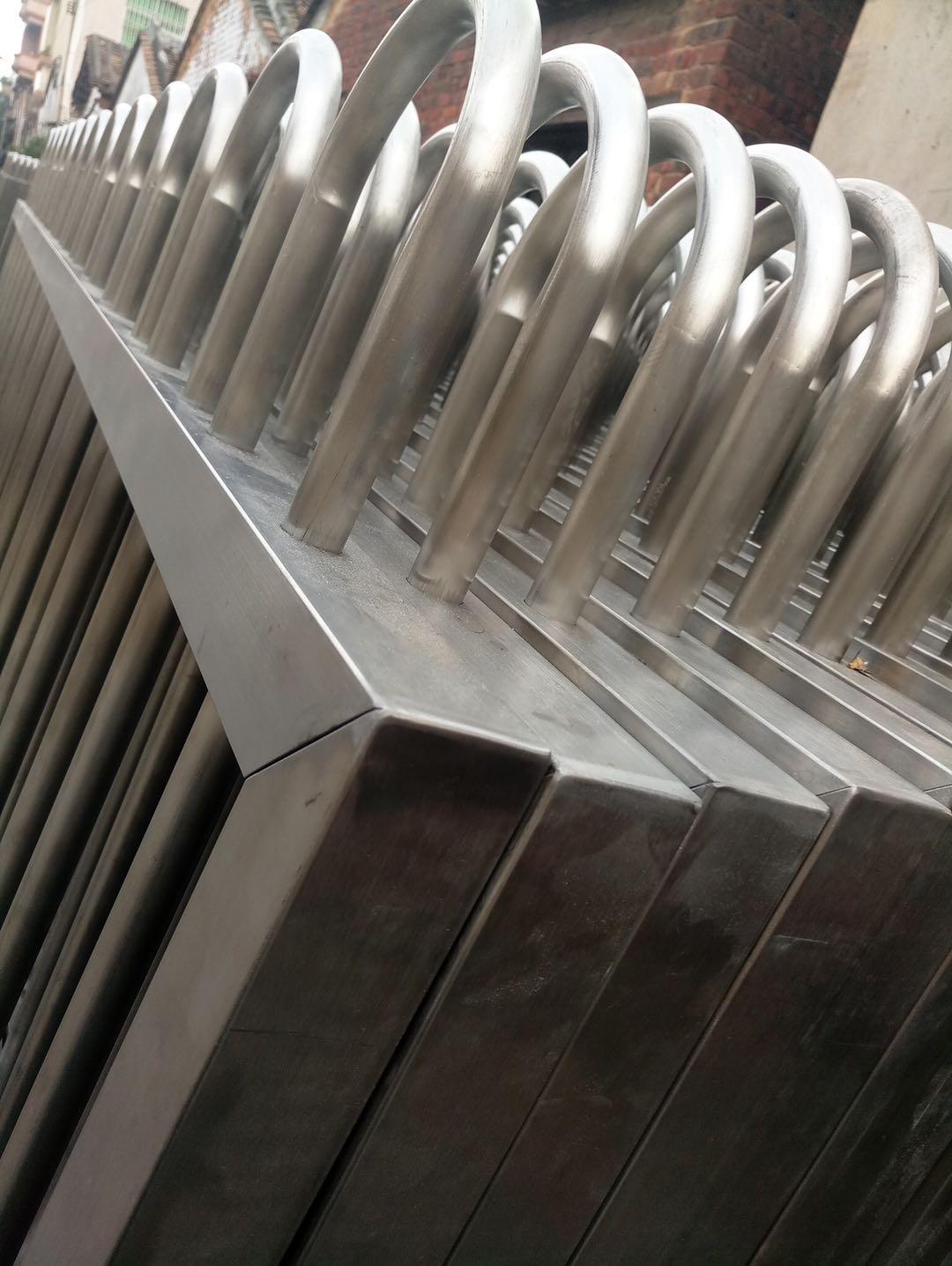 Foshan Jinan stainless steel door factory produces 316 stainless steel railings 3