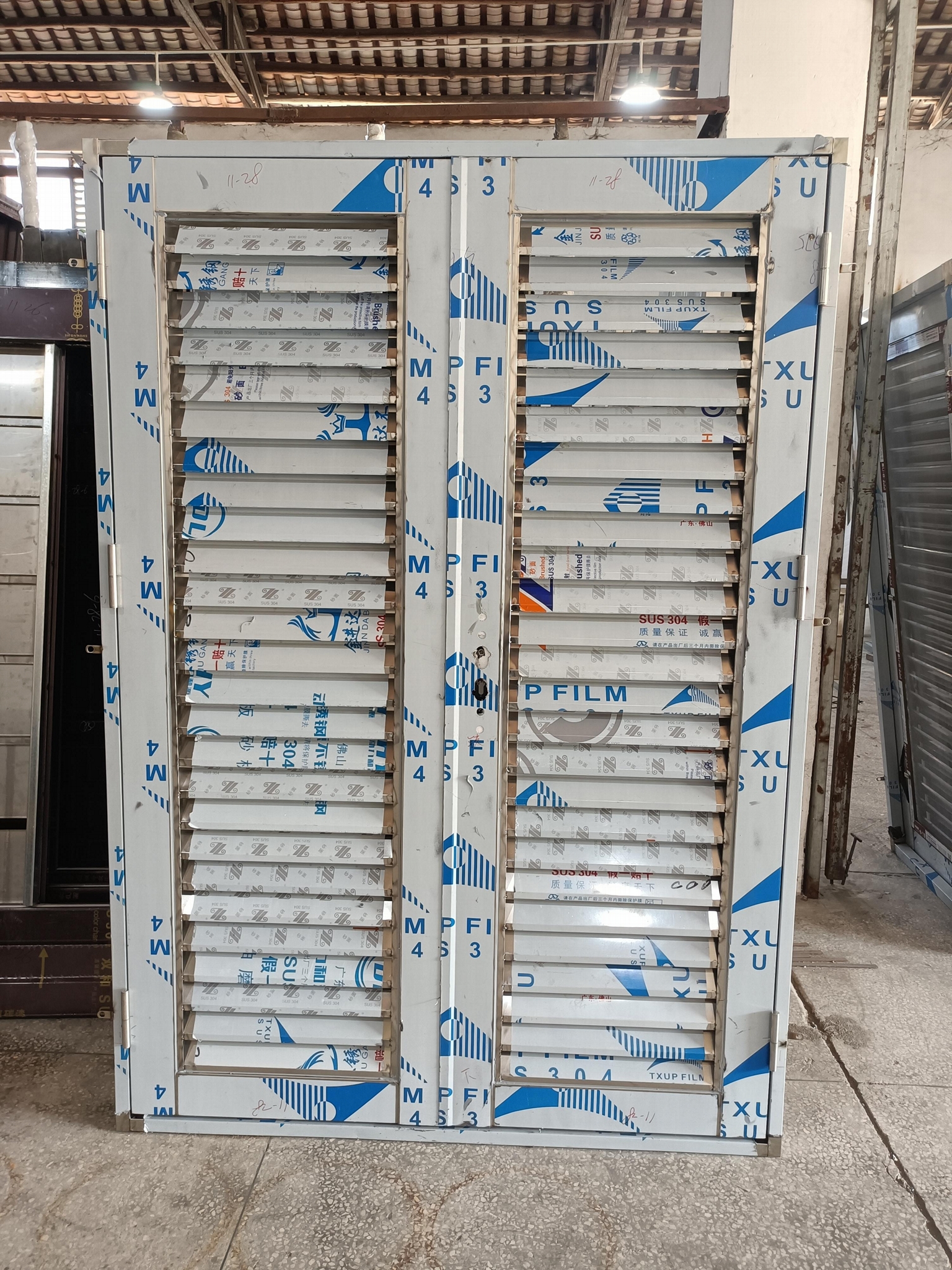 Foshan Jinan 304 stainless steel electric door