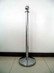 crowd control stanchions