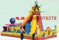Inflatable Jurassic castle ，Inflatable bear haunts the castle 