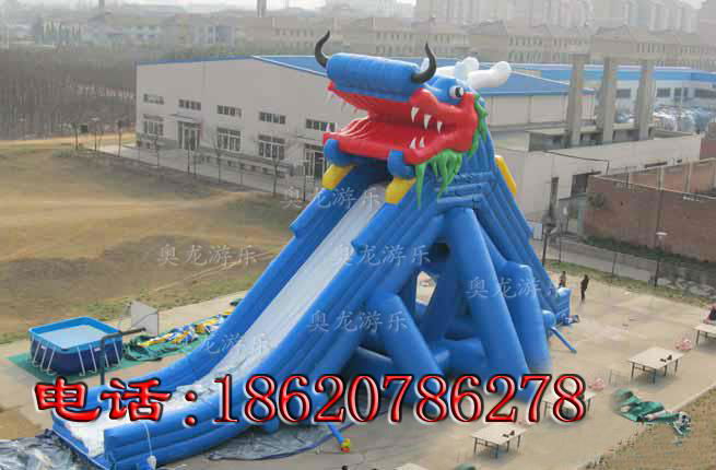 Inflatable large tap water slides 