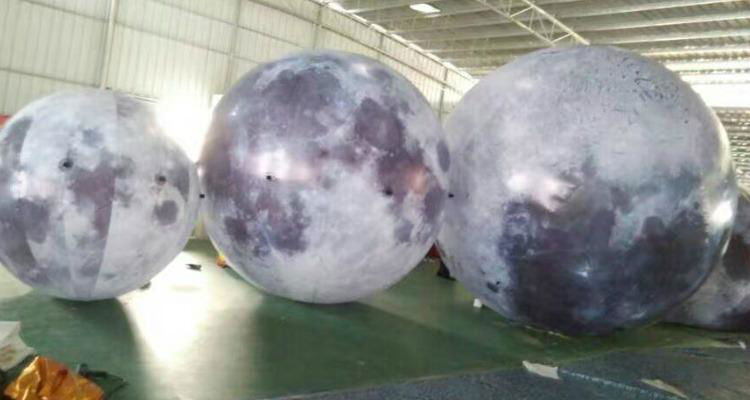 Inflatable Mid-Autumn moon 3