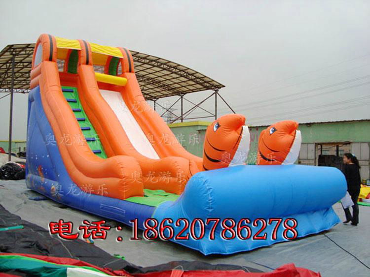 Indoor and outdoor large-scale inflatable slide 5