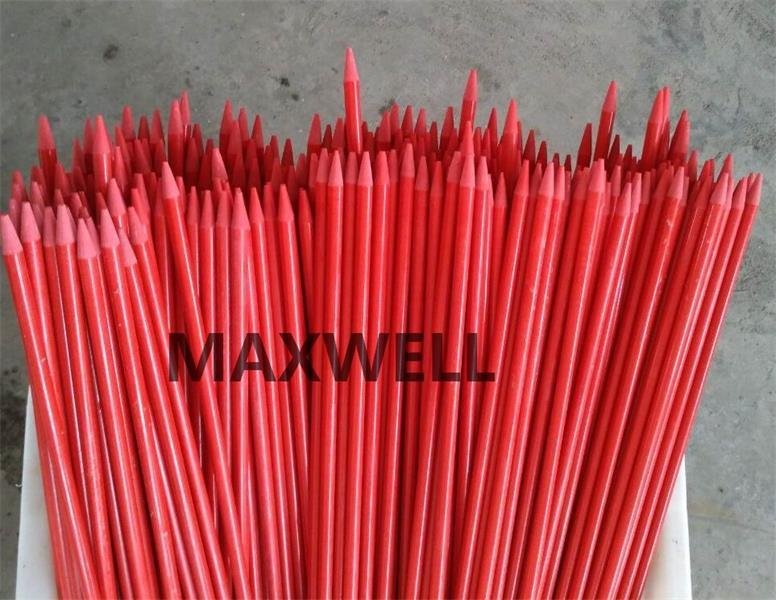 Fiberglass driveway stakes and glassfibre fence stakes  2