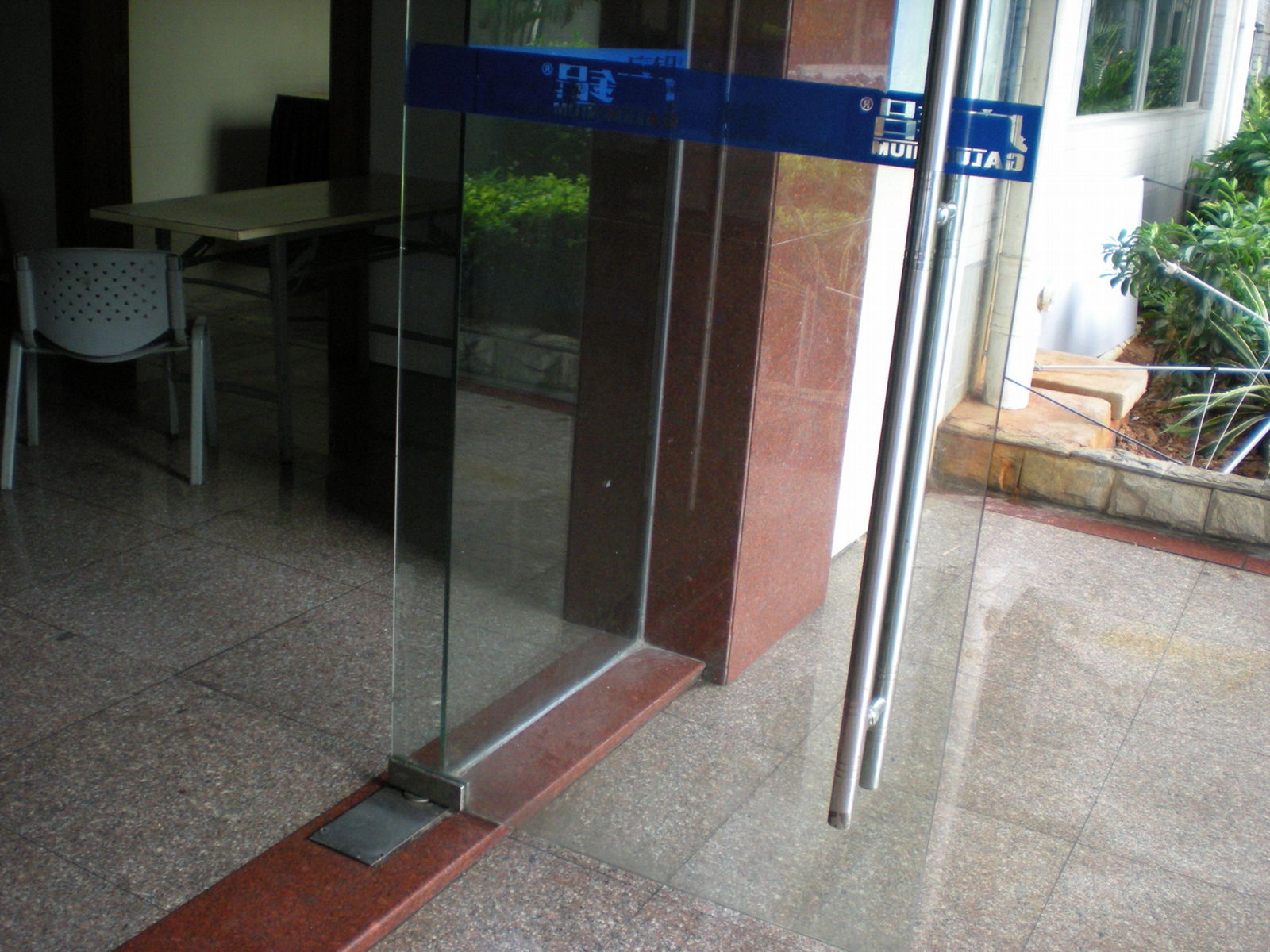 Aluminium Alloy spring door 3