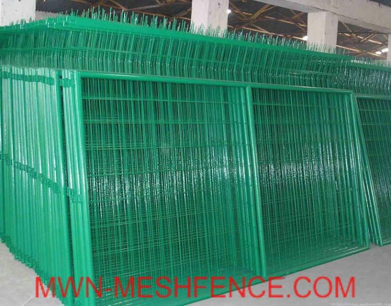 pvc wire mesh fence 4