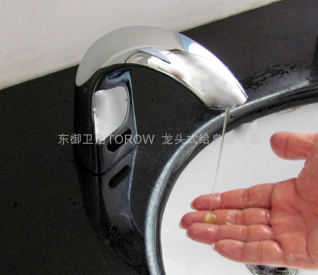 入墙式自动感应泡沫给皂器皂液器 4