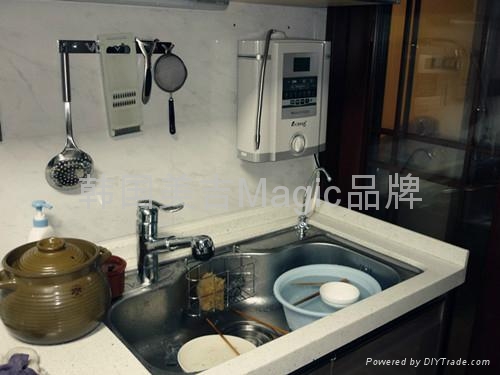  原裝進口家用電解還原水機 4