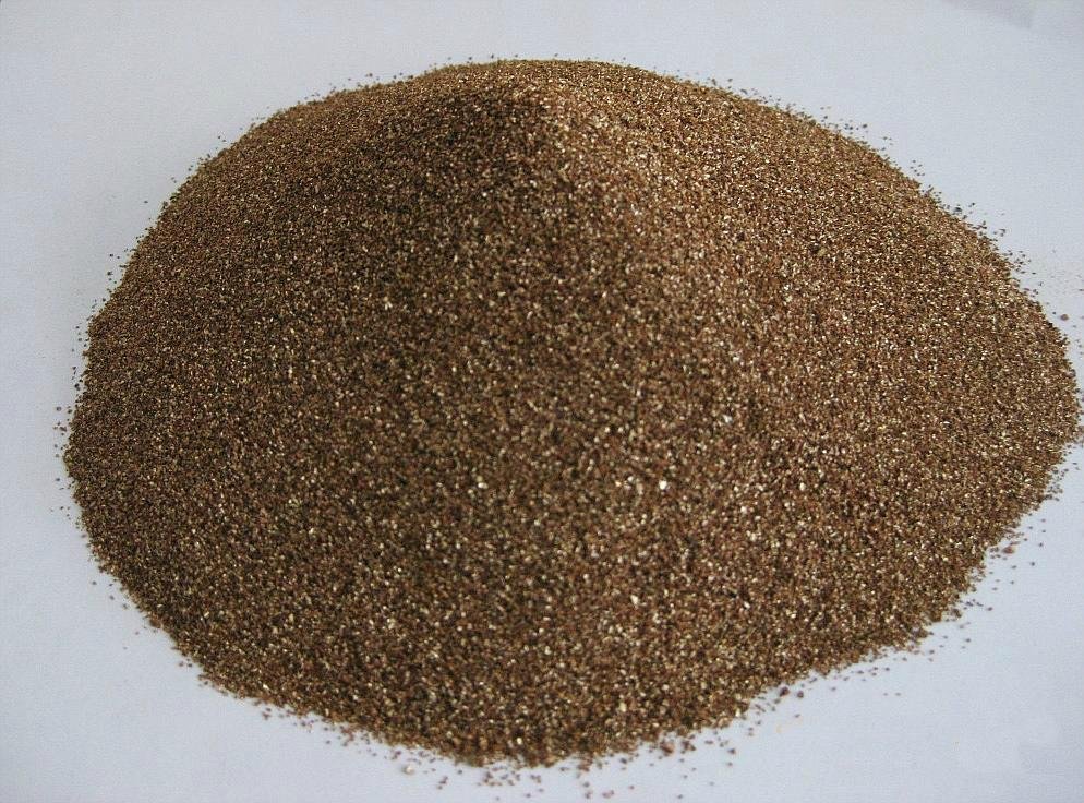 Special oil-absorbing particles ground 5