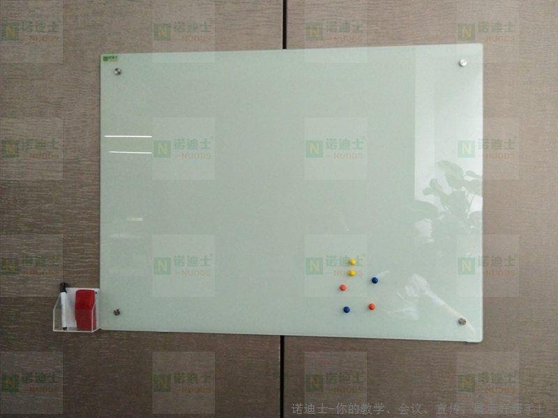 諾迪士廠家定做教學家用鋼化烤漆磁性玻璃白板 5